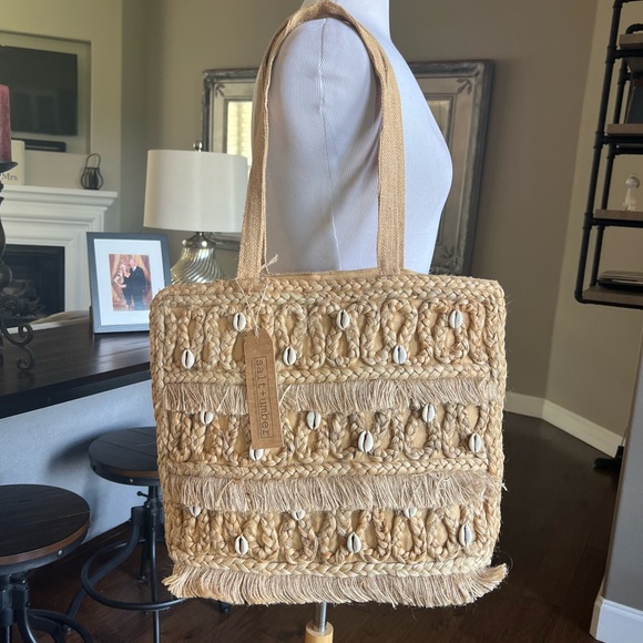 NWT $149 Salt + Umber Isla Natural Jute Seashell Tote Beach Bag Handmade Purse - Picture 3 of 15